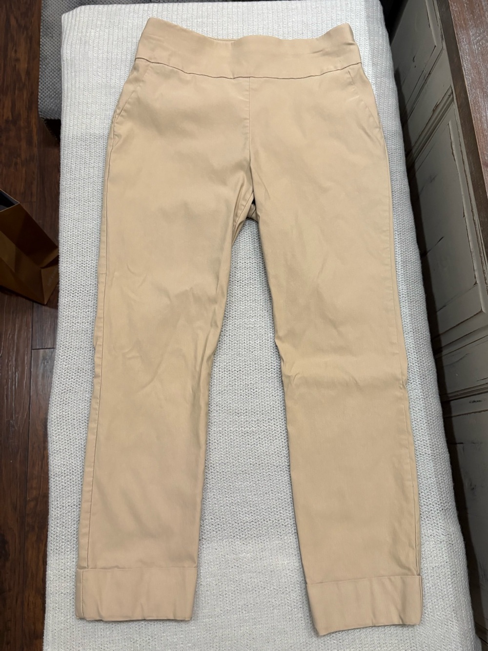 New York & Company Beige/Tan cropped pants
